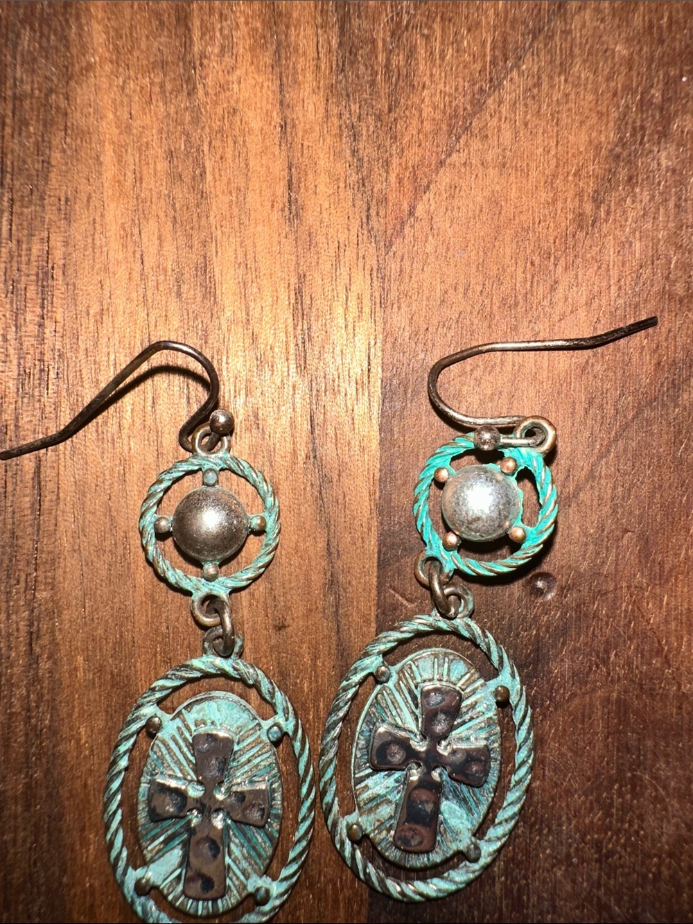 Vintage-Inspired Turquoise Patina Cross Drop Earrings - Picture 4 of 6